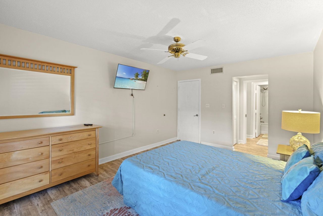 175 Saint Clears Way Photo 23