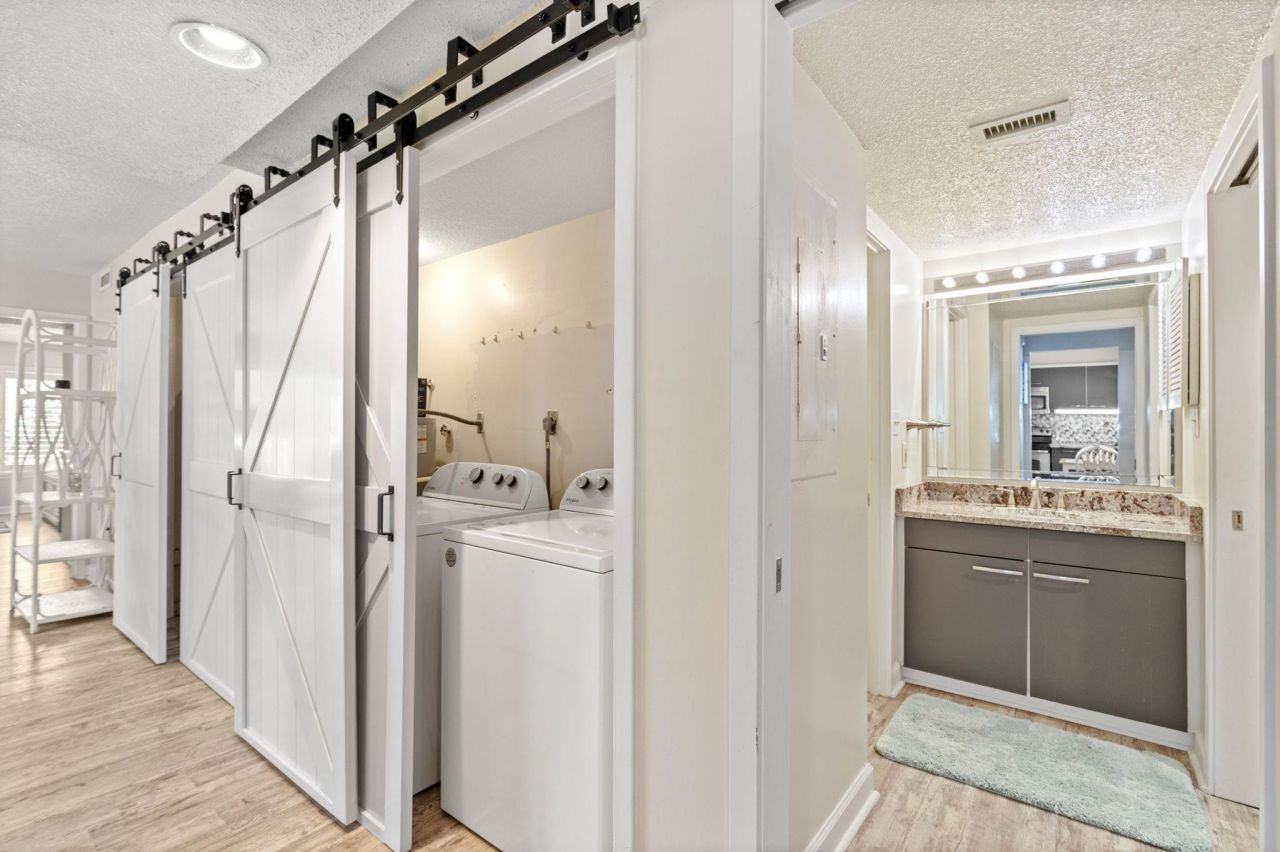 175 Saint Clears Way Photo 28