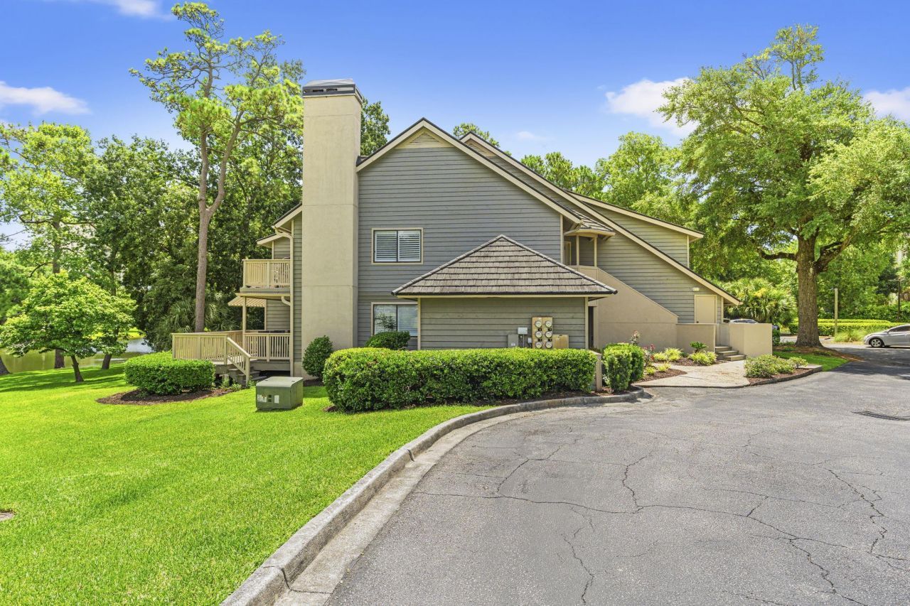 175 Saint Clears Way Photo 34