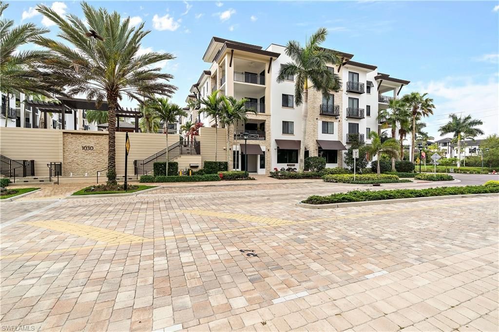 1030 3rd Ave S, Unit 302, Naples, FL 34102 Photo