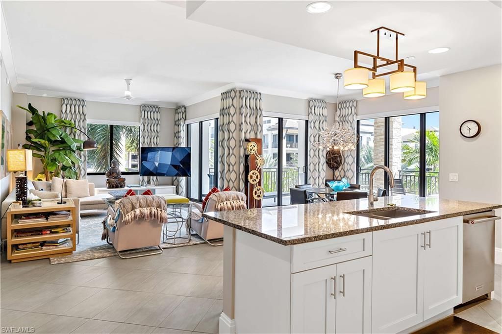 1030 3rd Ave S, Unit 302, Naples, FL 34102 Photo