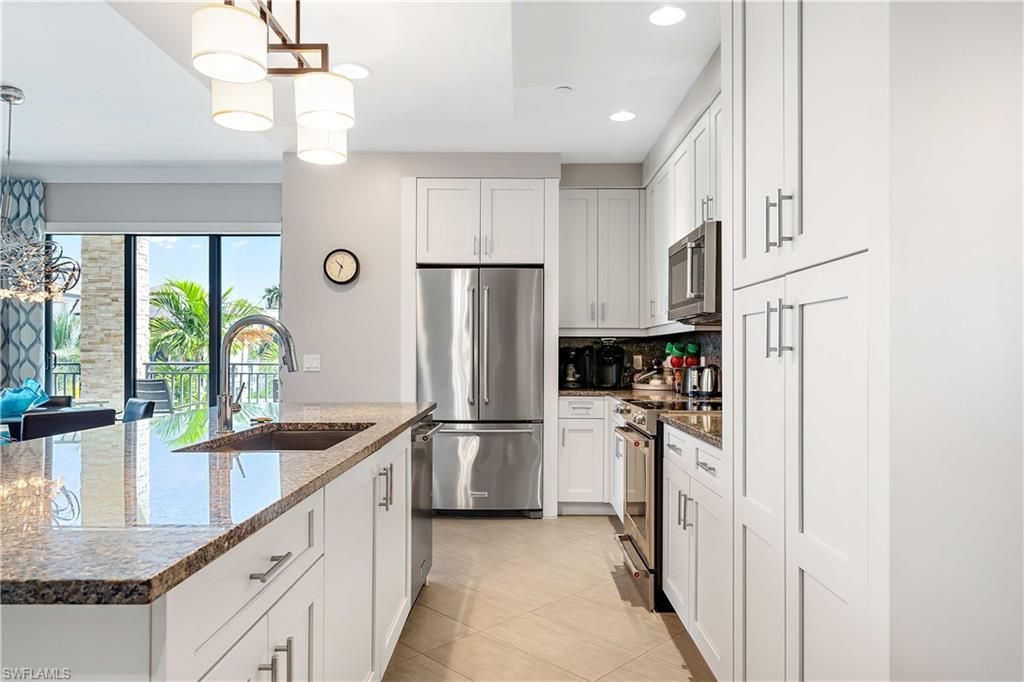 1030 3rd Ave S, Unit 302, Naples, FL 34102 Photo