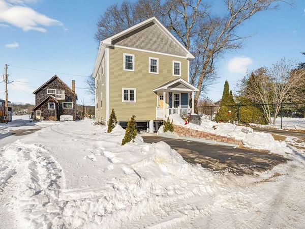 259 E Tickle Rd, Westport, MA 02790