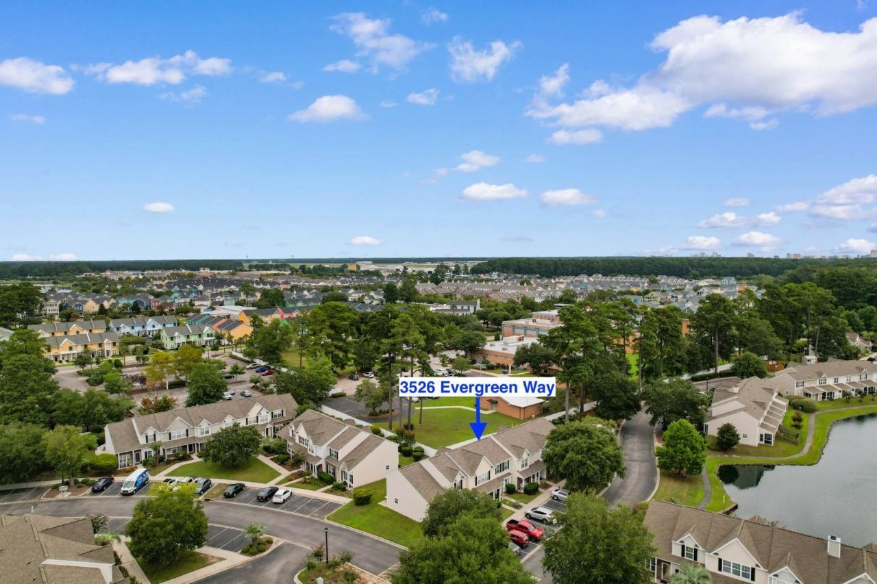 3526 Evergreen Way Photo 2