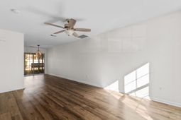 3526 Evergreen Way photo 4