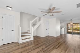 3526 Evergreen Way photo 4