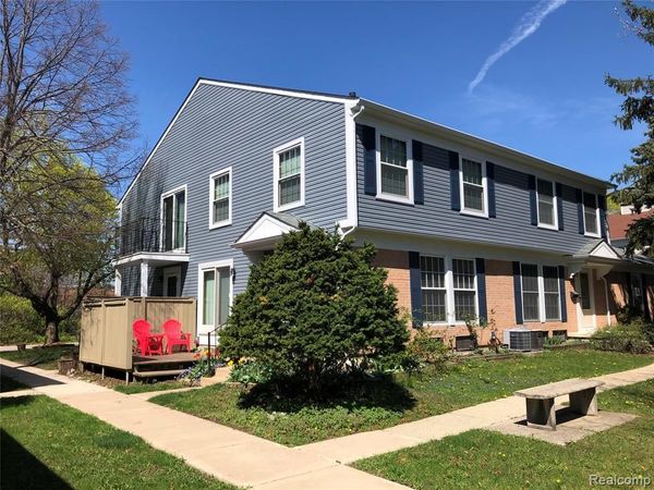 2736 Glenbridge Court, Ann Arbor, MI 48104