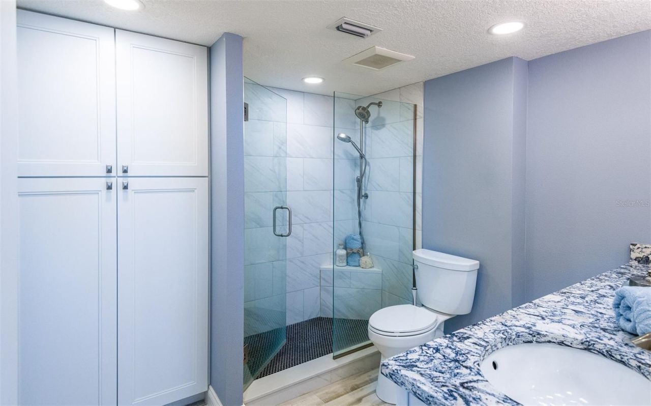 1750 Benjamin Franklin Drive, Unit 10G, Sarasota, FL 34236 Photo