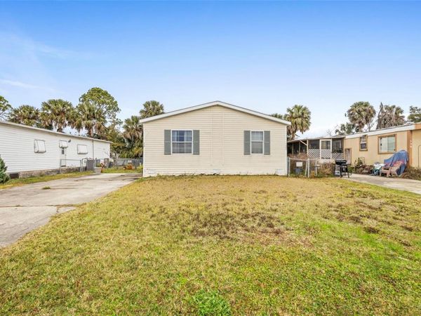 122 LEISURE WORLD DRIVE N, DEBARY, FL 32713