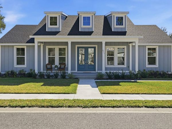 311 W DELAWARE AVENUE, LAKE HELEN, FL 32744