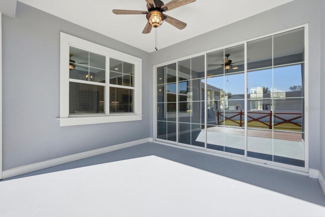 311 W Delaware Avenue, Lake Helen, FL 32744 Photo