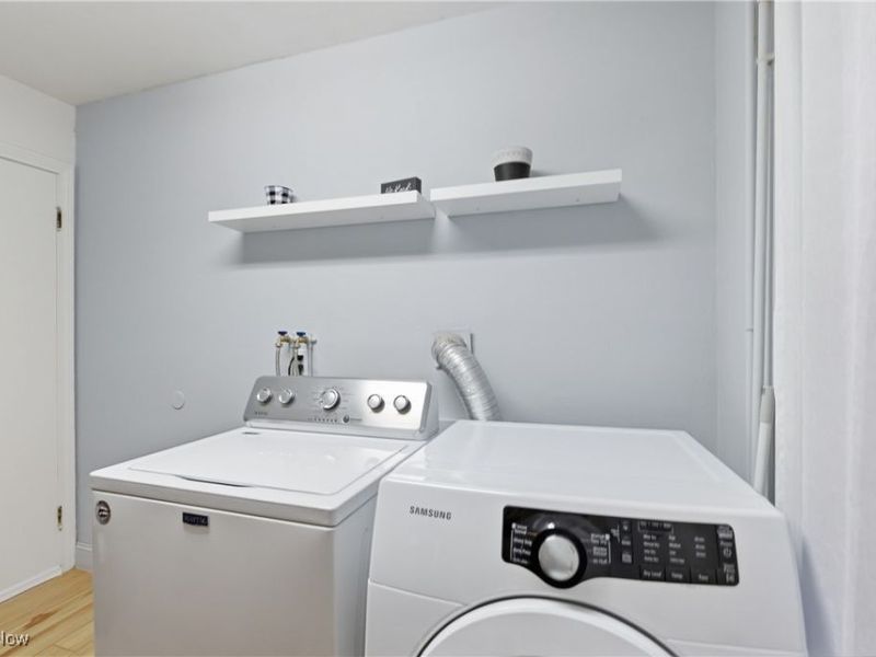 6775 Oakwood Road, Parma Heights, OH 44130 Photo 16