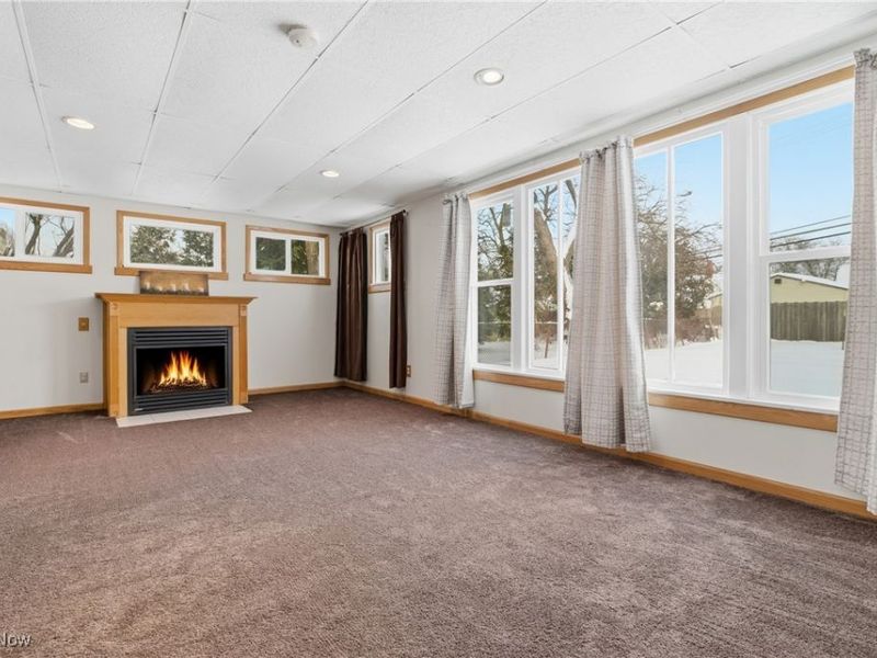 6775 Oakwood Road, Parma Heights, OH 44130 Photo 17