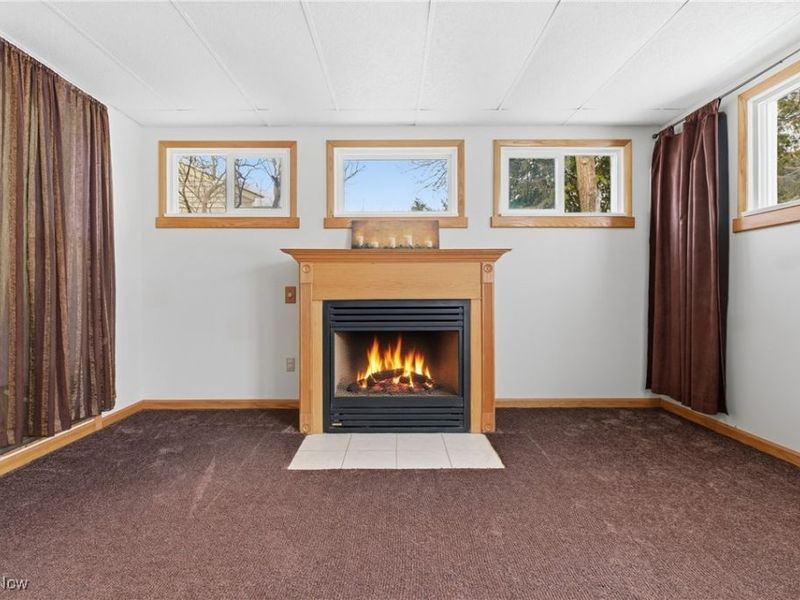 6775 Oakwood Road, Parma Heights, OH 44130 Photo 18