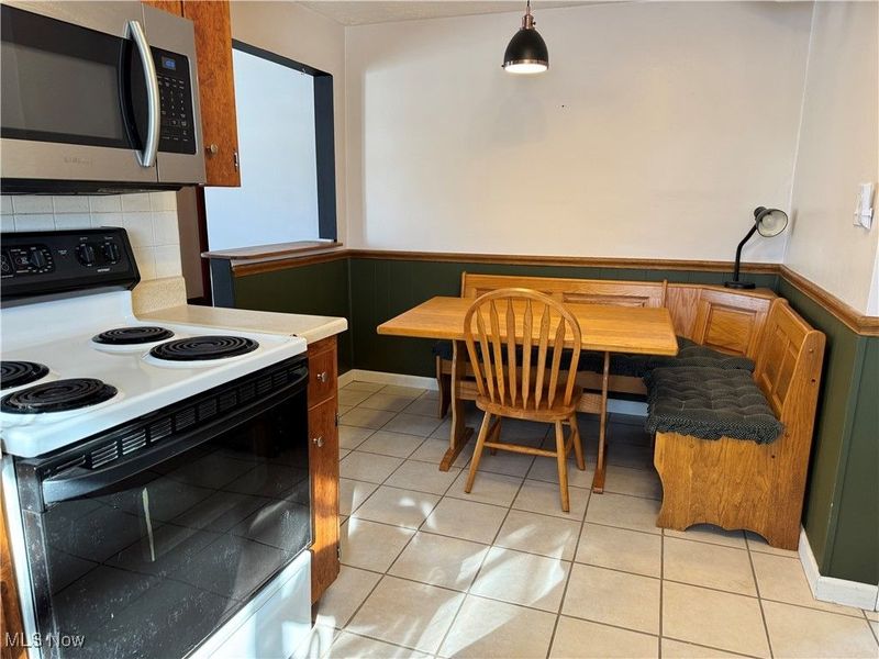 341 6th Street NE, Barberton, OH 44203 Photo 11