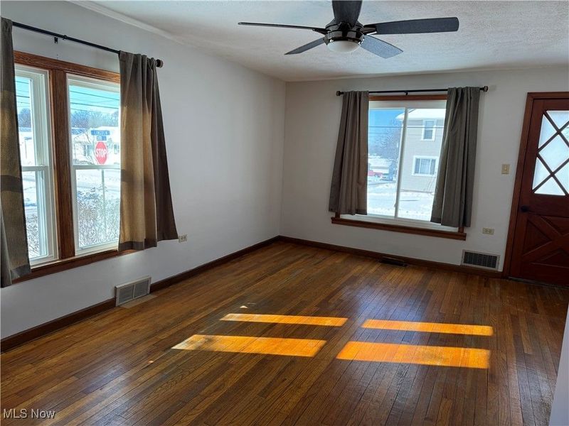 341 6th Street NE, Barberton, OH 44203 Photo 13