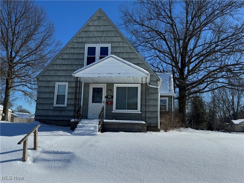 341 6th Street NE, Barberton, OH 44203 Photo 2