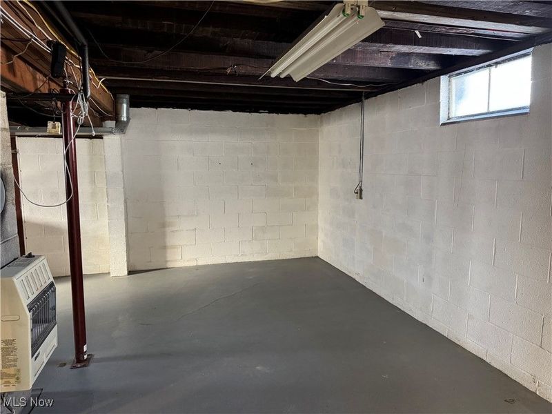 341 6th Street NE, Barberton, OH 44203 Photo 27