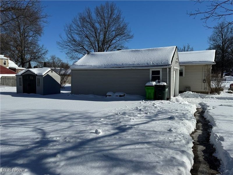 341 6th Street NE, Barberton, OH 44203 Photo 6