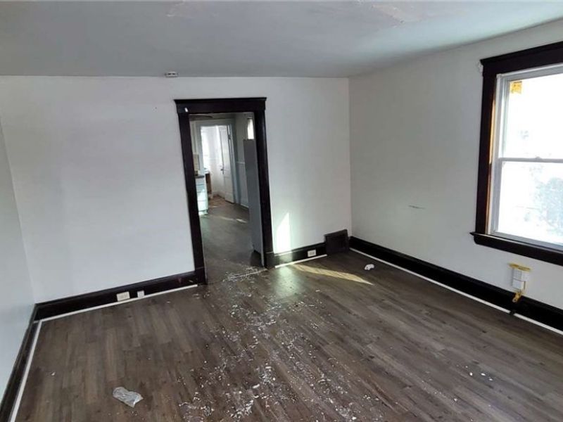 11704 Matherson Avenue, Cleveland, OH 44135 Photo 2