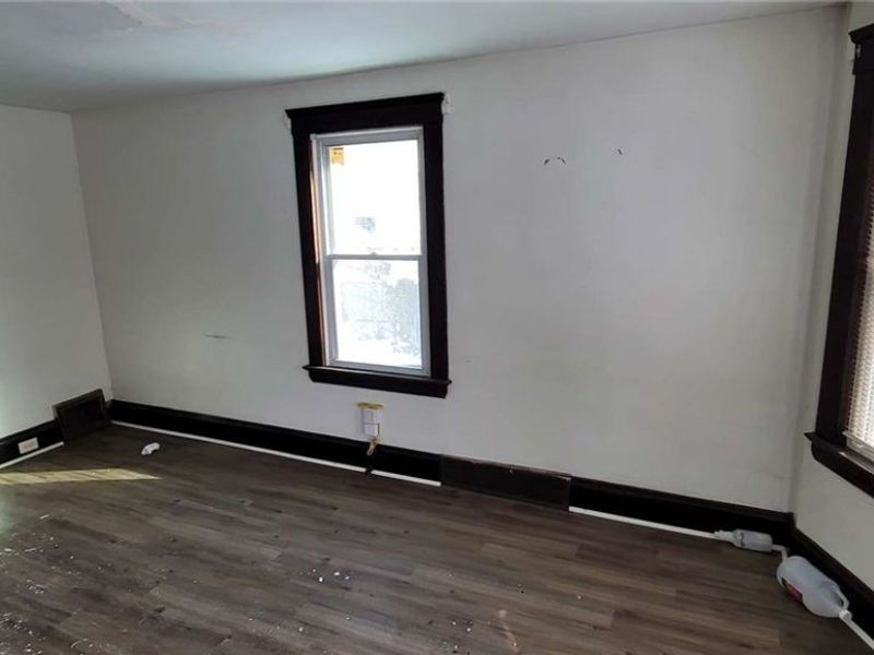 11704 Matherson Avenue, Cleveland, OH 44135 Photo 3