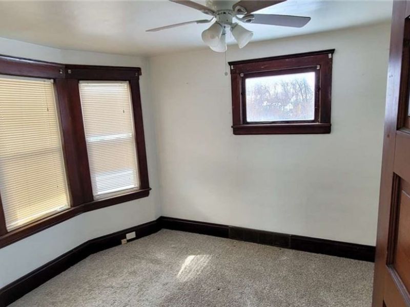 11704 Matherson Avenue, Cleveland, OH 44135 Photo 4