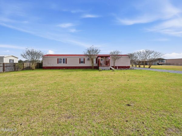 1060 Clayton Castille Road, Breaux Bridge, LA 70517