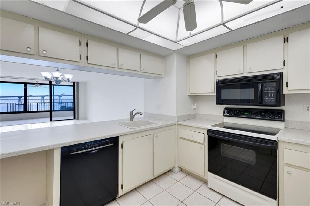15010 Punta Rassa Rd, Unit 305, Fort Myers, FL 33908 Photo