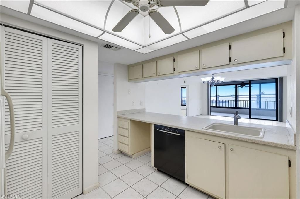 15010 Punta Rassa Rd, Unit 305, Fort Myers, FL 33908 Photo