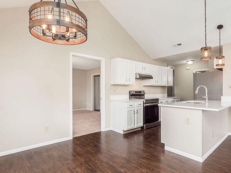 2464 Meadow Glade Drive, Hilliard, OH 43026 Photo 6