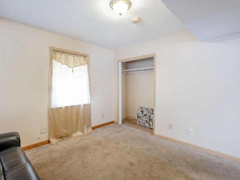 9 E South Street, Danville, OH 43014 Photo 10