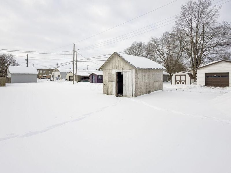 9 E South Street, Danville, OH 43014 Photo 20