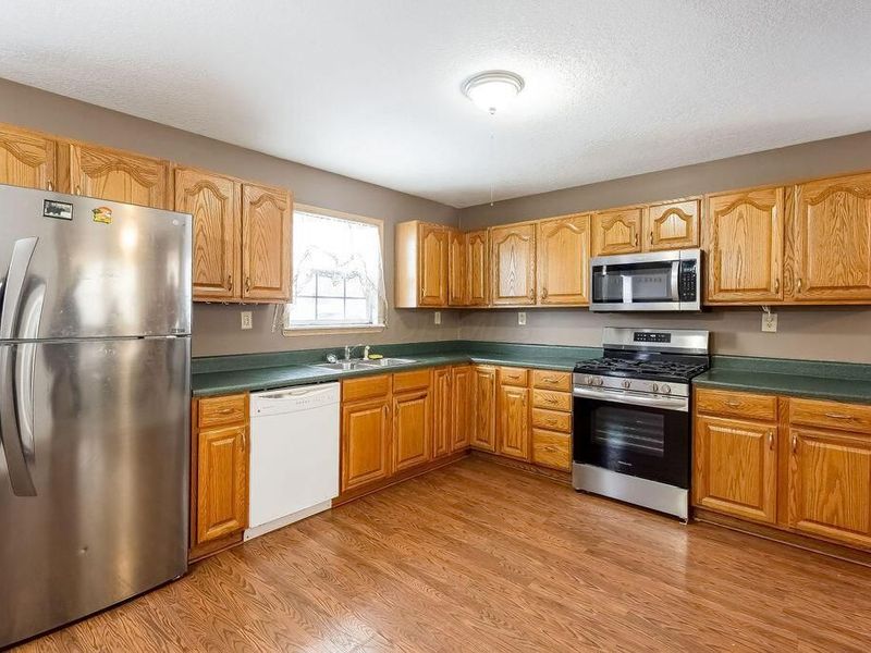 9 E South Street, Danville, OH 43014 Photo 4