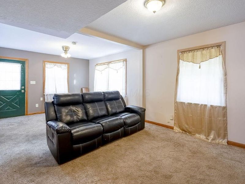 9 E South Street, Danville, OH 43014 Photo 9