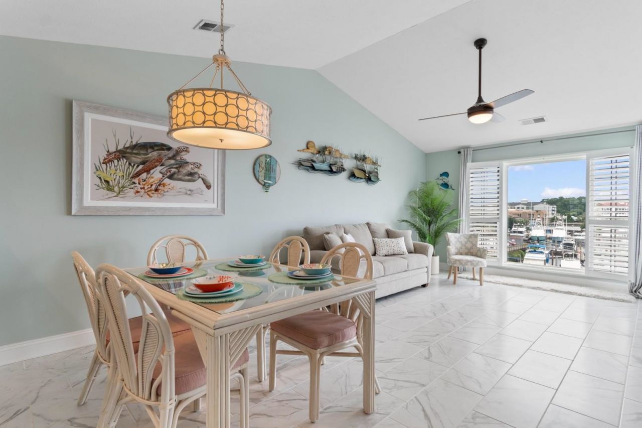 4633 Lightkeepers Way Photo 12