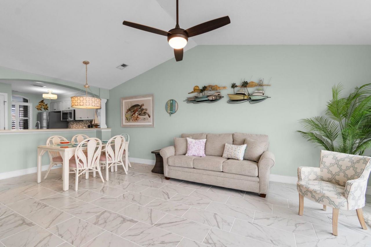 4633 Lightkeepers Way Photo 15