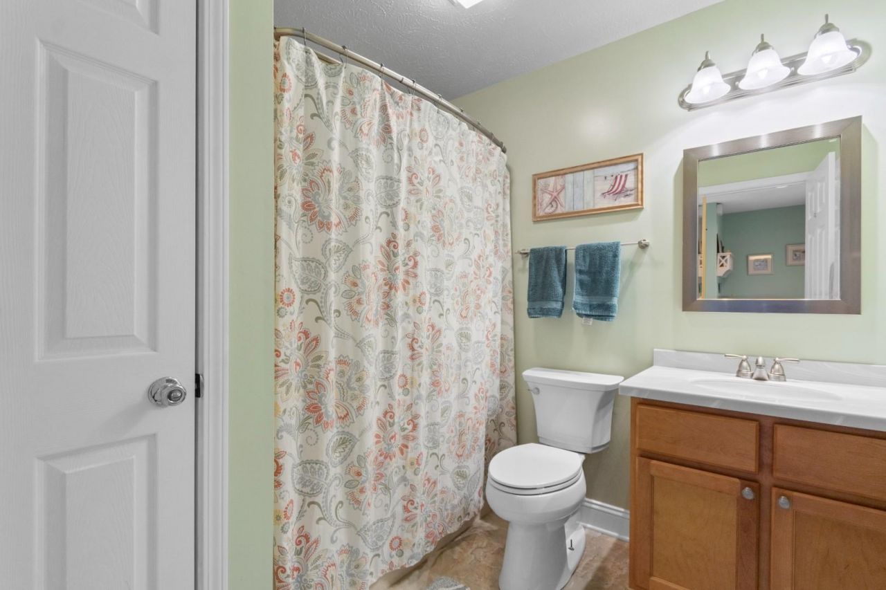 4633 Lightkeepers Way Photo 23