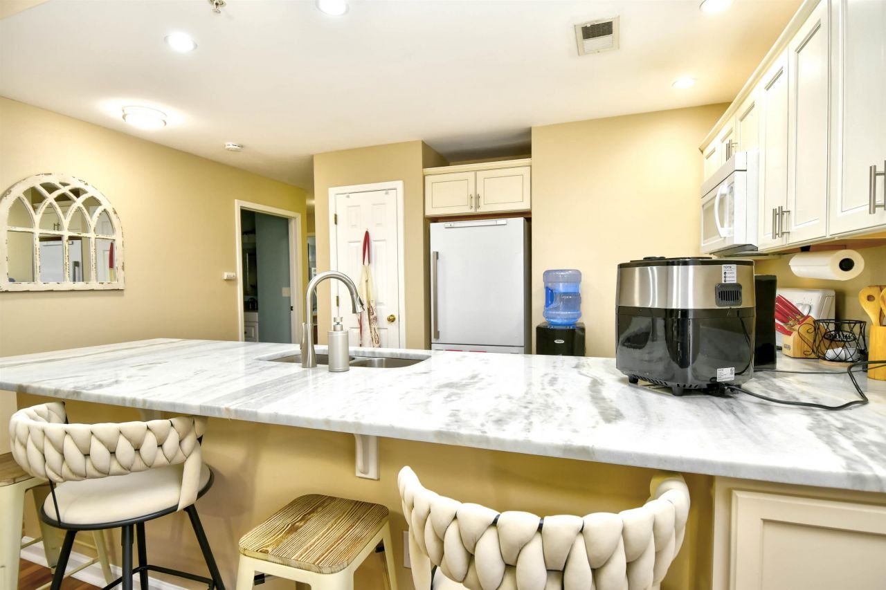 1278 River Oaks Dr. Photo 13