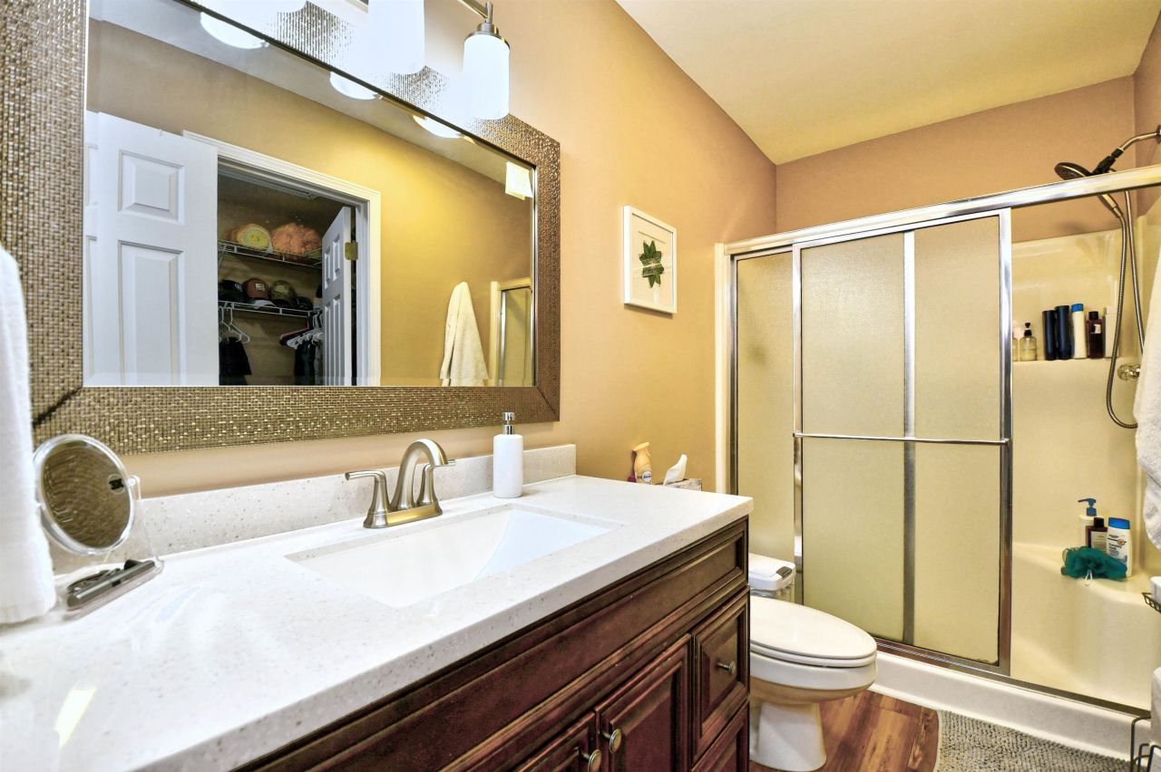 1278 River Oaks Dr. Photo 18