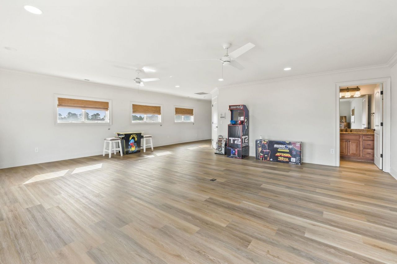 6017 Fish Hawk Ct. Photo 31