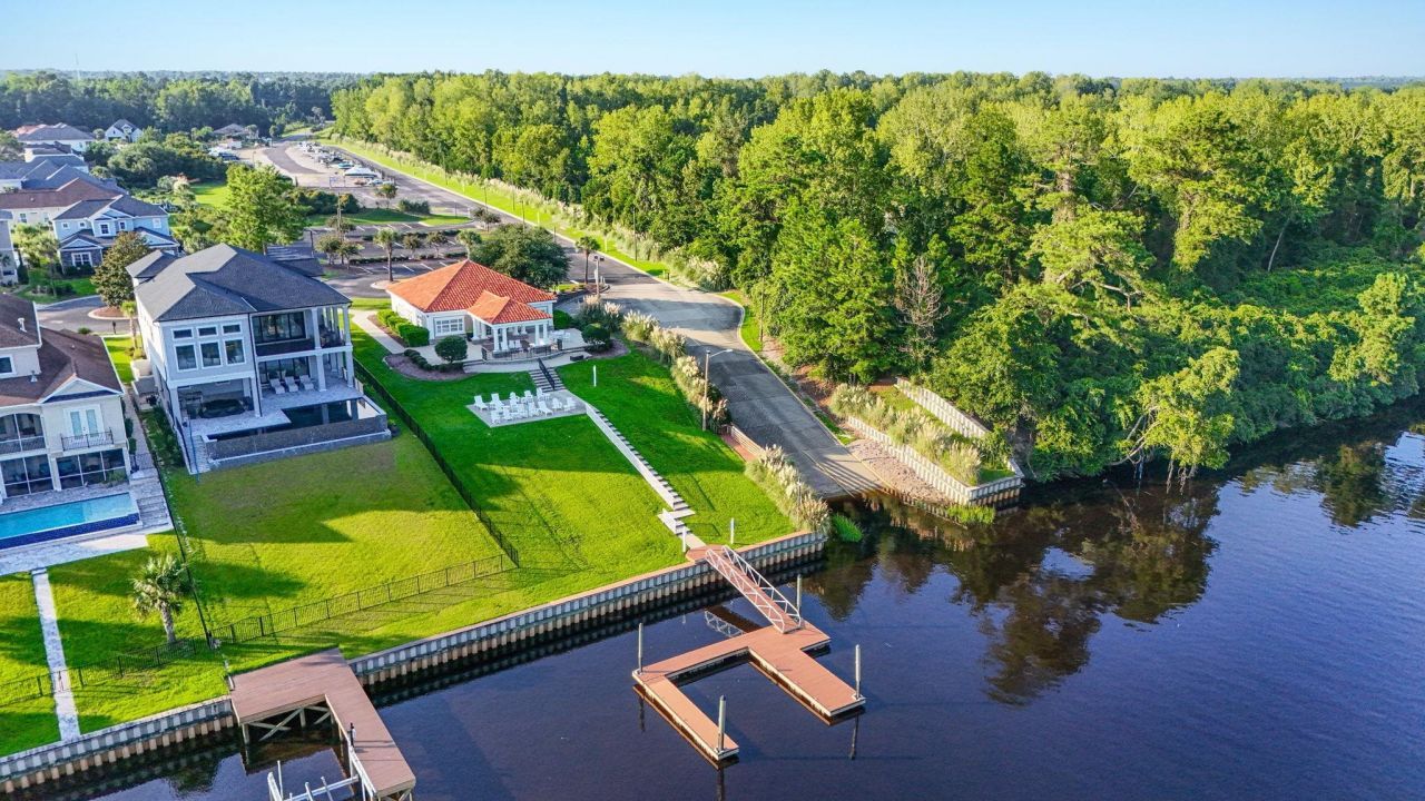 6017 Fish Hawk Ct. Photo 37