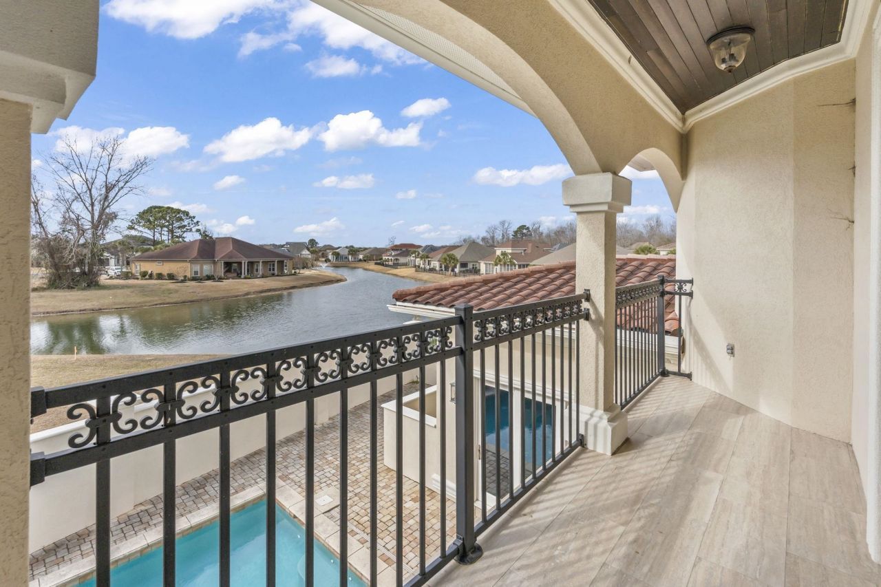 6017 Fish Hawk Ct. Photo 8