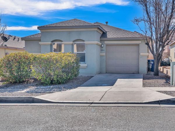 10804 Gentry Lane SW, Albuquerque, NM 87121