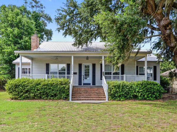 1006 Beach Boulevard, Biloxi, MS 39530