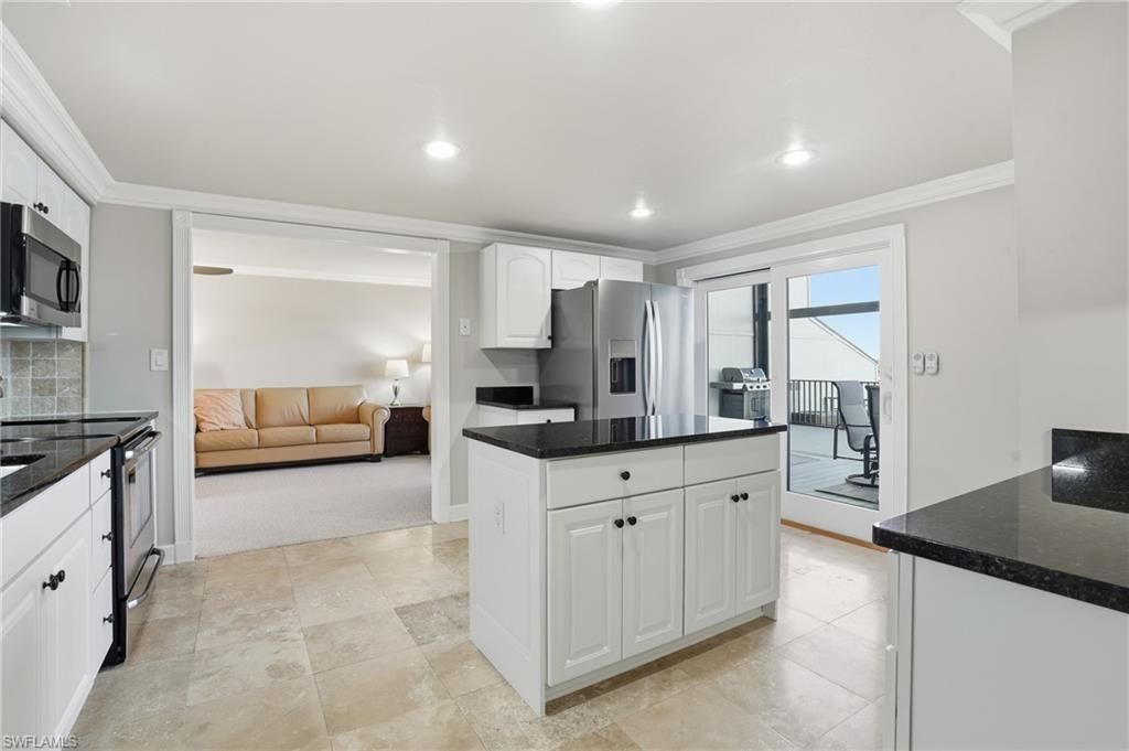 17037 Marina Cove Ln, Fort Myers, FL 33908 Photo