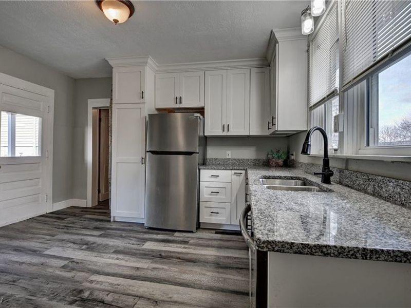 807 W Maple Street, Wilmot, OH 44689 Photo 11