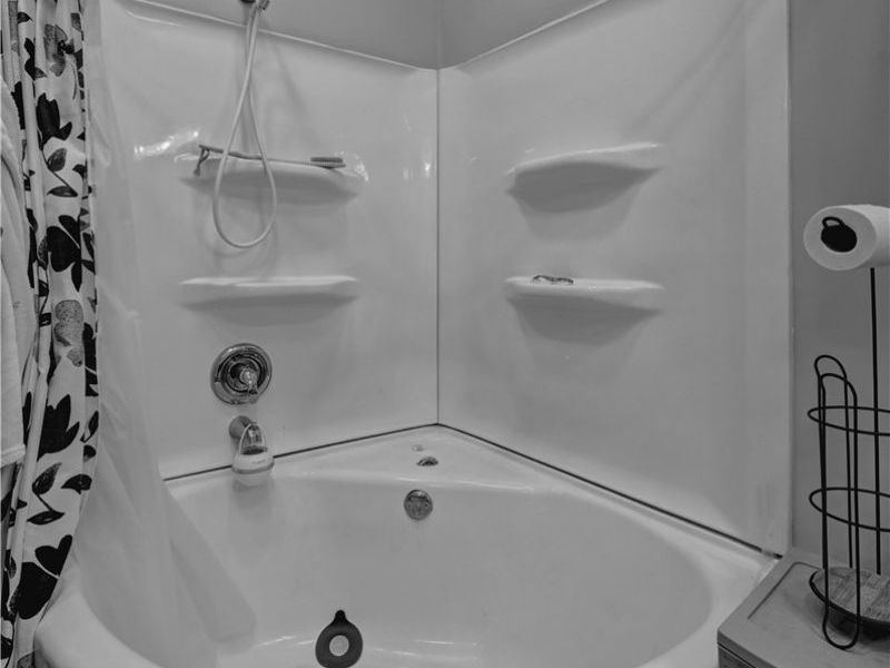 807 W Maple Street, Wilmot, OH 44689 Photo 13