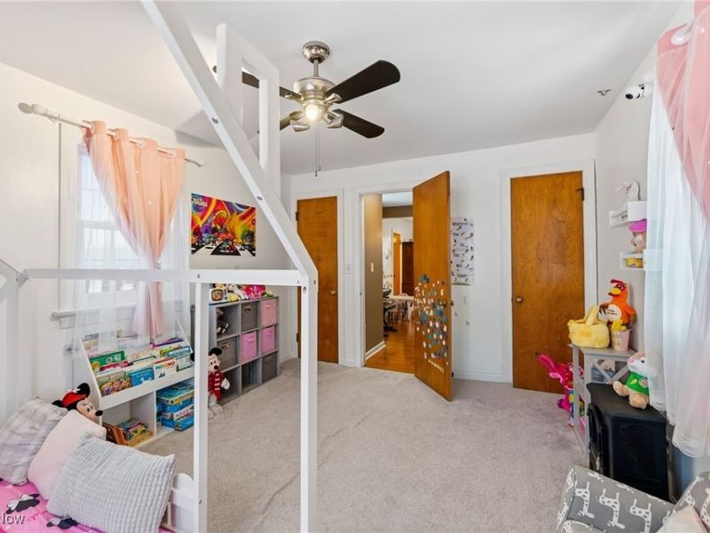 18 E Oakland Boulevard, Struthers, OH 44471 Photo 15