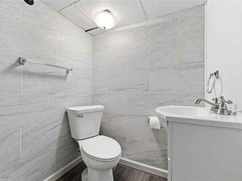 18 E Oakland Boulevard, Struthers, OH 44471 Photo 21