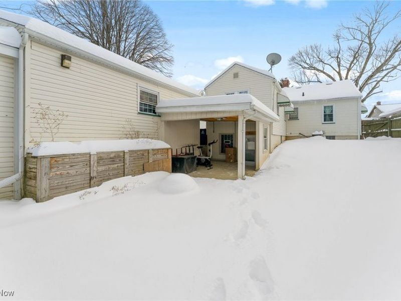 18 E Oakland Boulevard, Struthers, OH 44471 Photo 24